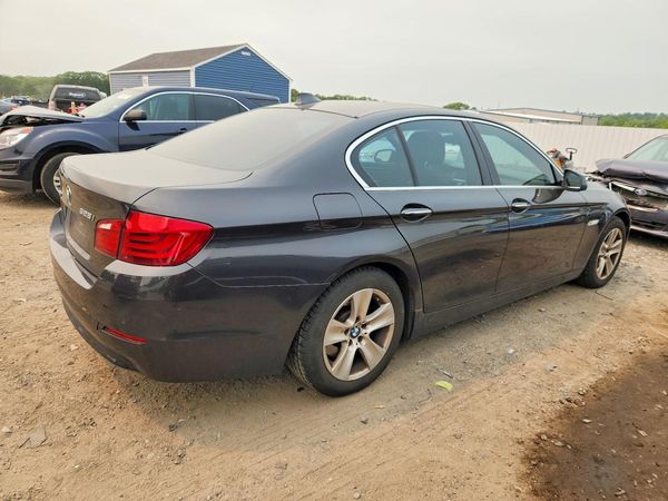 2013 BMW 528
