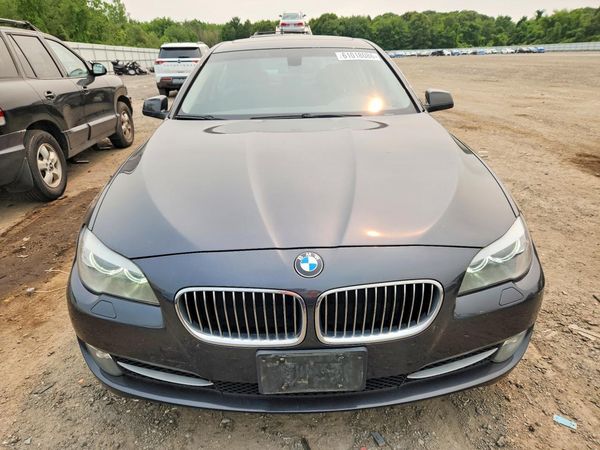2013 BMW 528