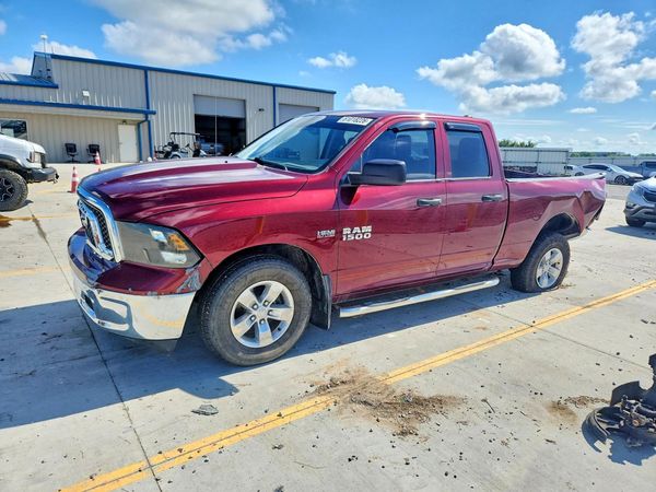 2018 RAM 1500 ST QUAD CAB 4X2
