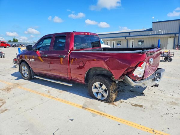 2018 RAM 1500 ST QUAD CAB 4X2