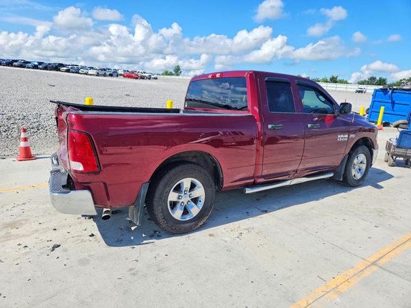2018 RAM 1500 ST QUAD CAB 4X2