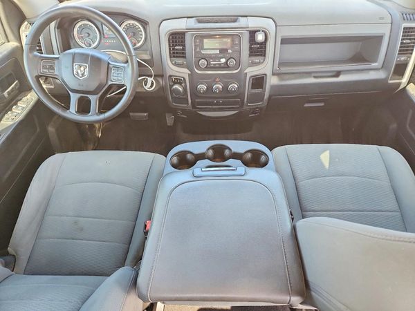 2018 RAM 1500 ST QUAD CAB 4X2