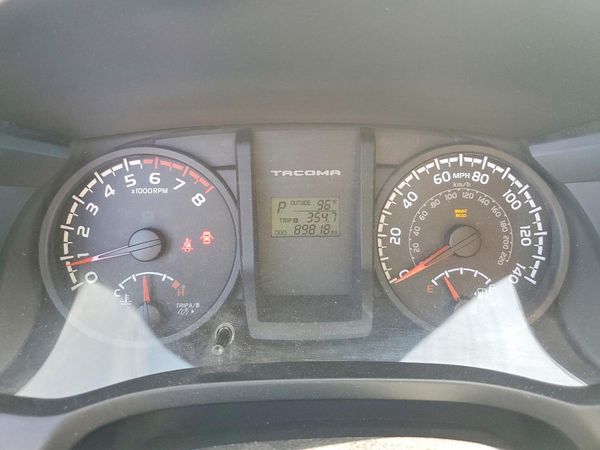 2016 TOYOTA TACOMA SR/SR5