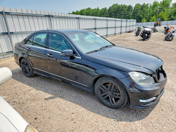 2012 MERCEDES-BENZ C