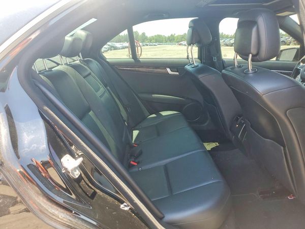 2012 MERCEDES-BENZ C
