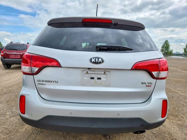 2015 KIA SORENTO GLS
