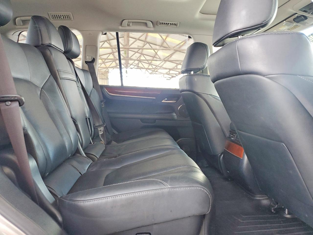 2017 LEXUS LX 570