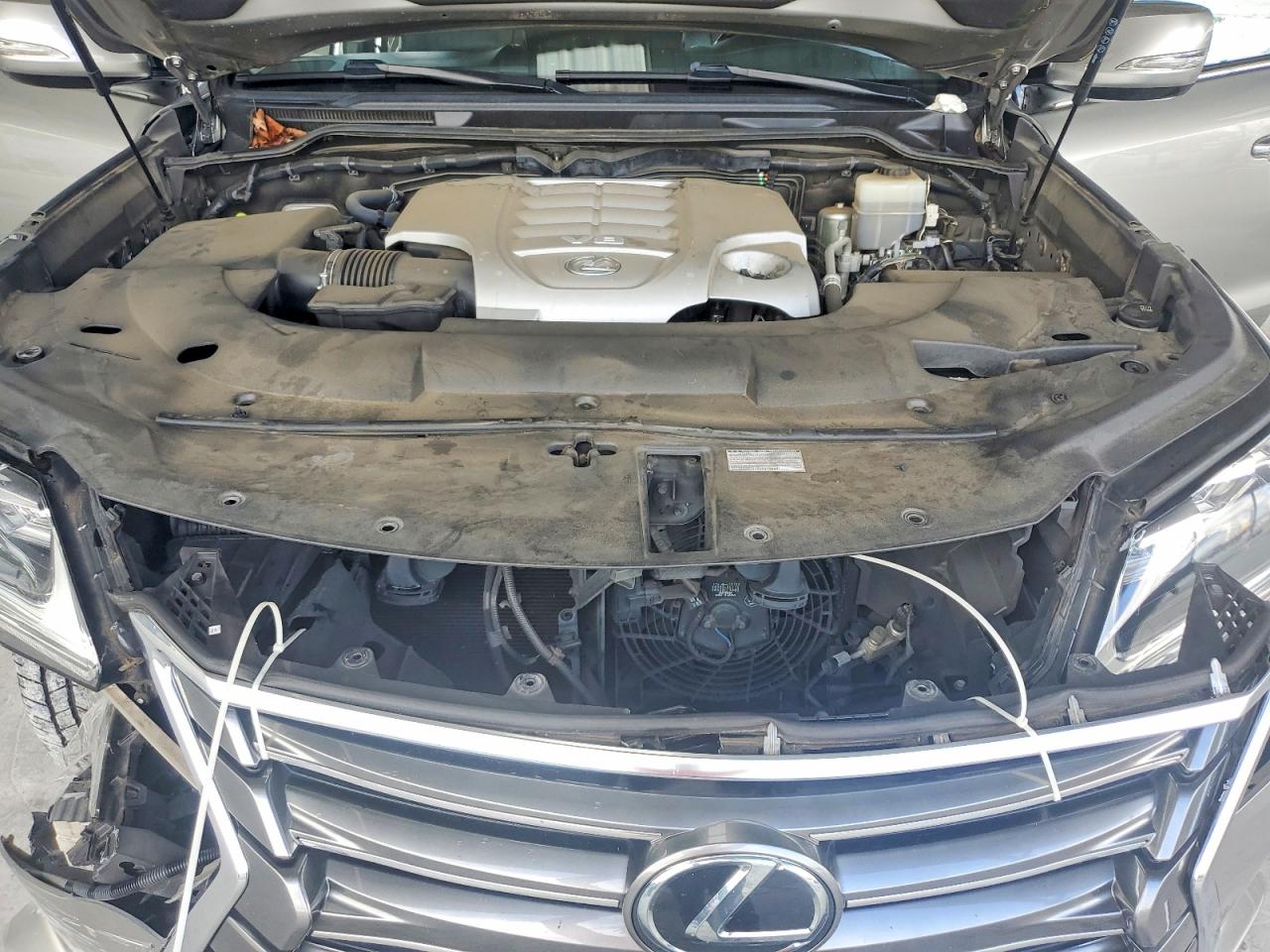 2017 LEXUS LX 570