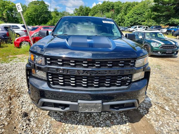 2021 CHEVROLET SILVERADO Custom