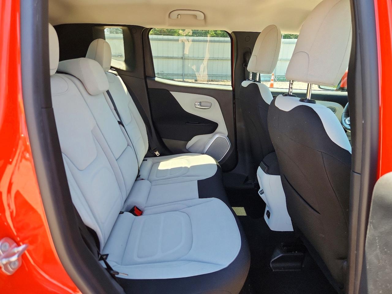 2018 JEEP RENEGADE LATITUDE 4X2
