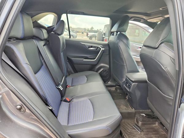 2025 TOYOTA RAV4 XSE