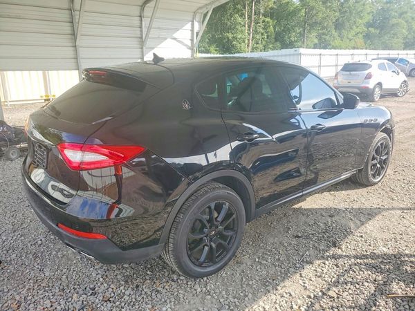 2017 MASERATI LEVANTE
