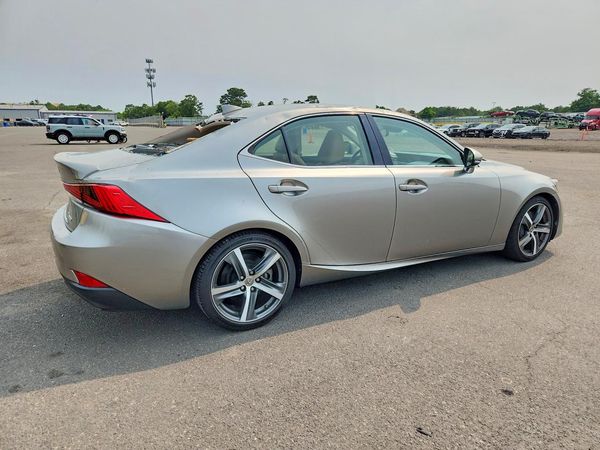 2018 LEXUS IS 300