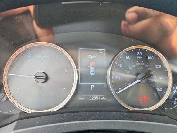 2018 LEXUS IS 300