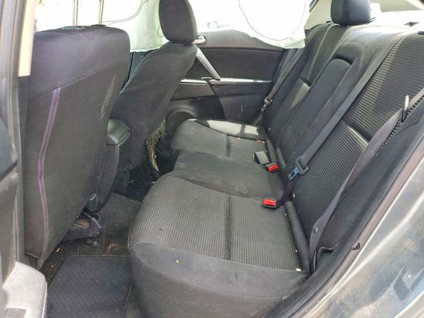 2012 MAZDA 3 Touring/GS