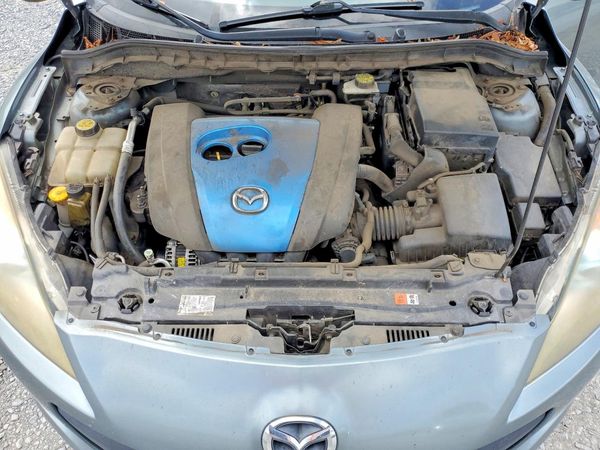 2012 MAZDA 3 Touring/GS