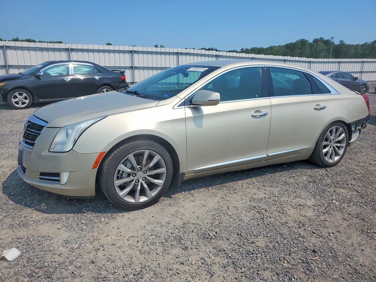 2016 CADILLAC XTS Luxury