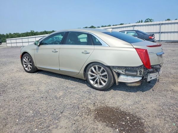 2016 CADILLAC XTS Luxury