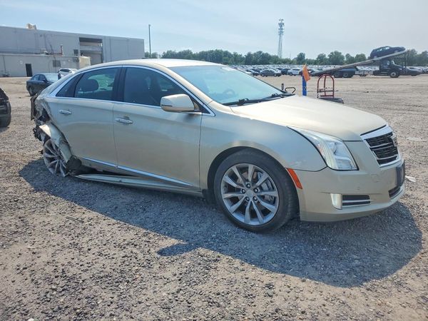 2016 CADILLAC XTS Luxury