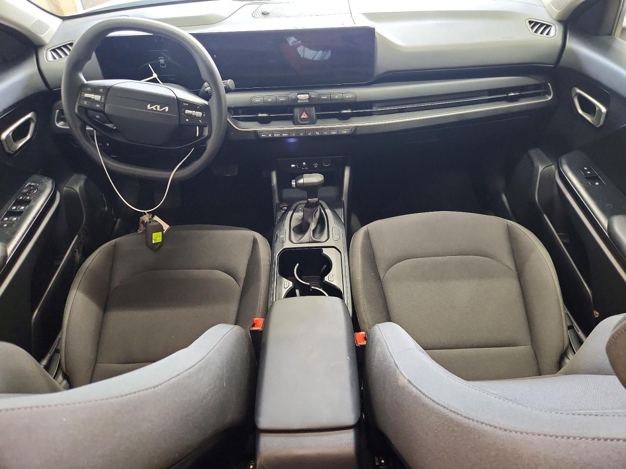 2026 KIA K4 LX, LXS