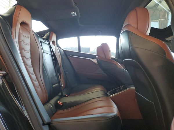 2022 BMW M850XI