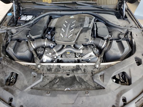 2022 BMW M850XI