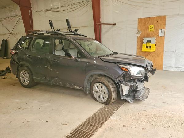 2024 SUBARU FORESTER Base Plus