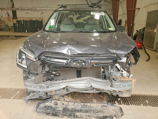 2024 SUBARU FORESTER Base Plus