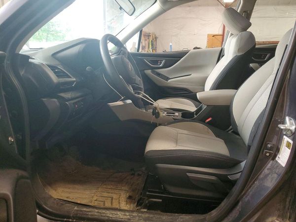 2024 SUBARU FORESTER Base Plus