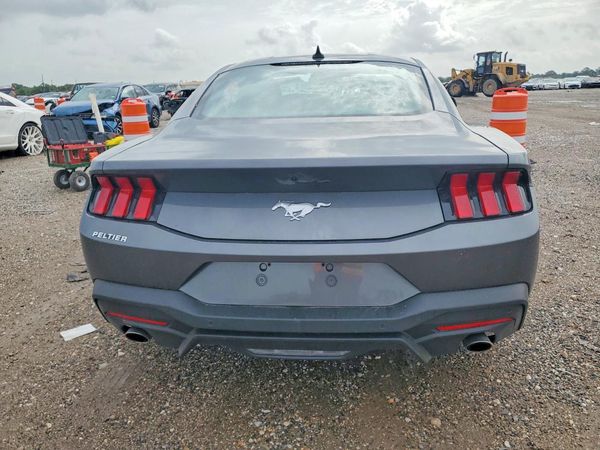2026 FORD MUSTANG I4