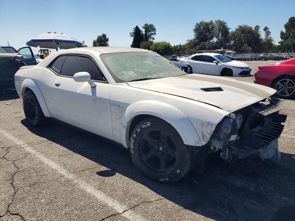 2018 DODGE CHALLENGER SXT