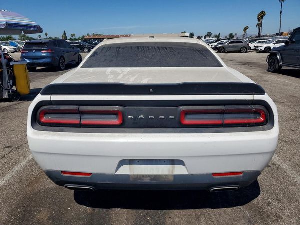 2018 DODGE CHALLENGER SXT
