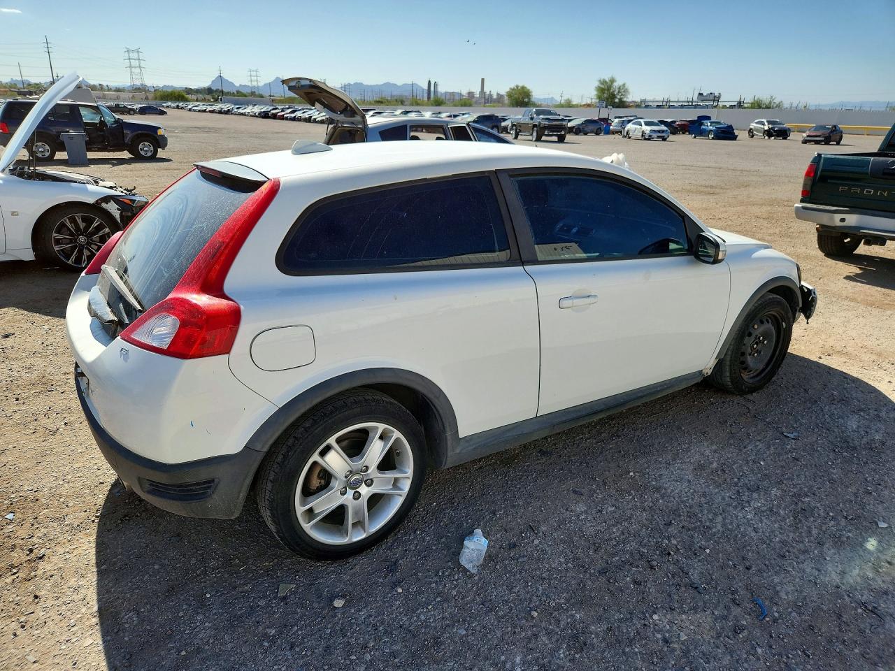 2009 VOLVO C30