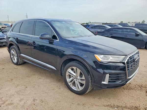 2020 AUDI Q7 quattro Premium Plus