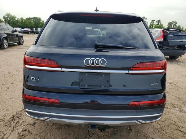 2020 AUDI Q7 quattro Premium Plus