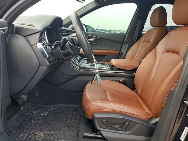 2020 AUDI Q7 quattro Premium Plus