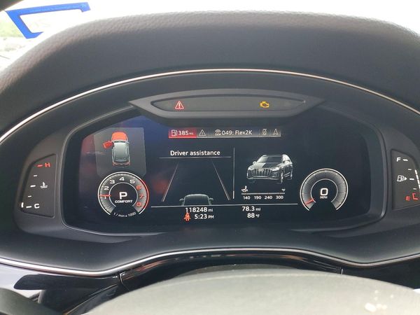2020 AUDI Q7 quattro Premium Plus