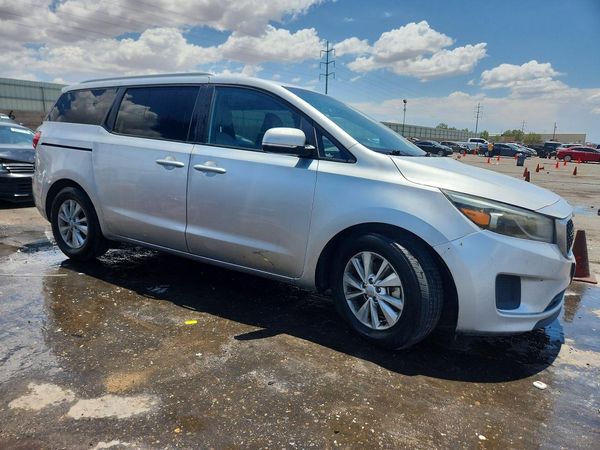 2016 KIA SEDONA LX - Middle-low