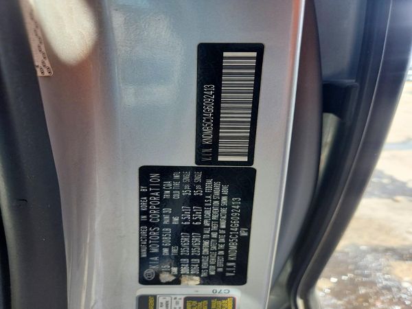 2016 KIA SEDONA LX - Middle-low