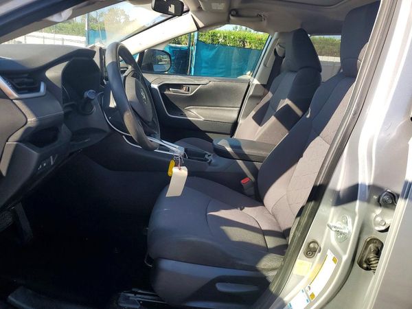 2019 TOYOTA RAV4 XLE / XLE Premium 4WD