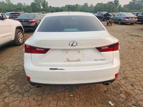 2014 LEXUS IS