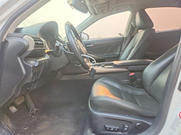 2014 LEXUS IS