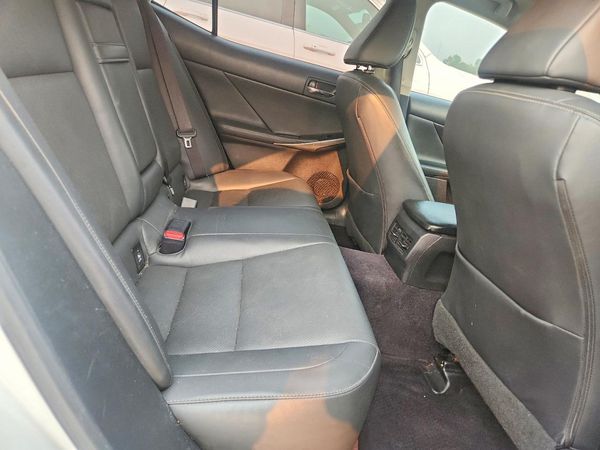 2014 LEXUS IS