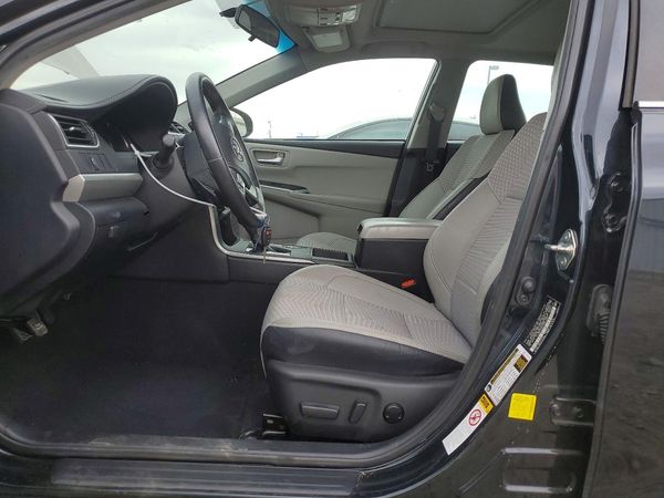 2015 TOYOTA CAMRY