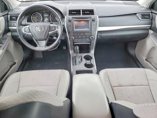 2015 TOYOTA CAMRY