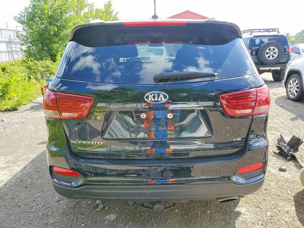 2020 KIA SORENTO L, LX, S