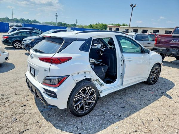 2022 HYUNDAI KONA