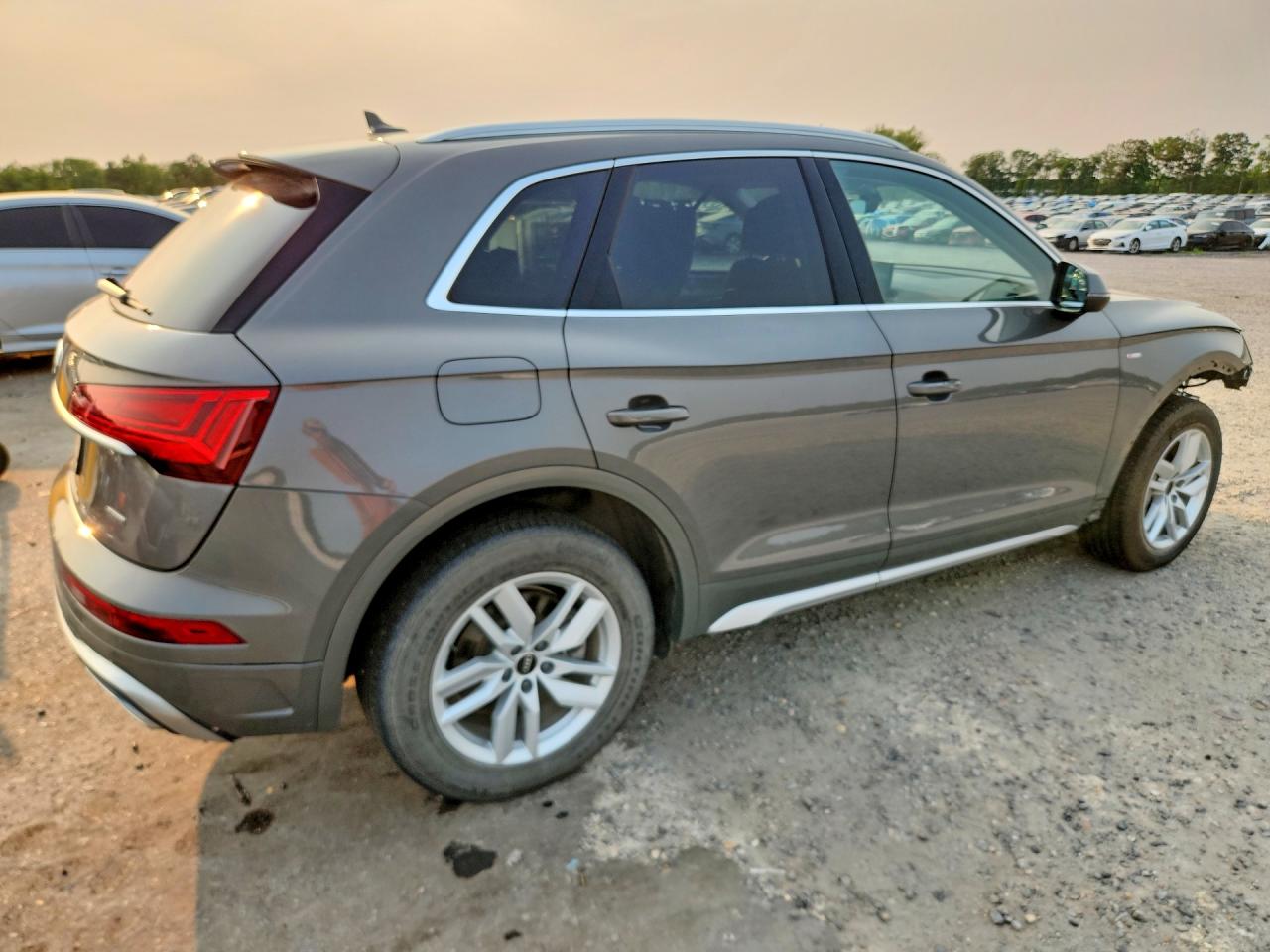 2023 AUDI Q5 S Line quattro Premium