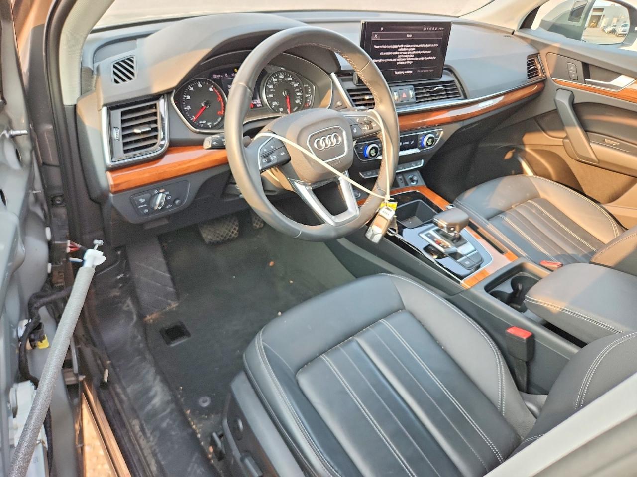 2023 AUDI Q5 S Line quattro Premium