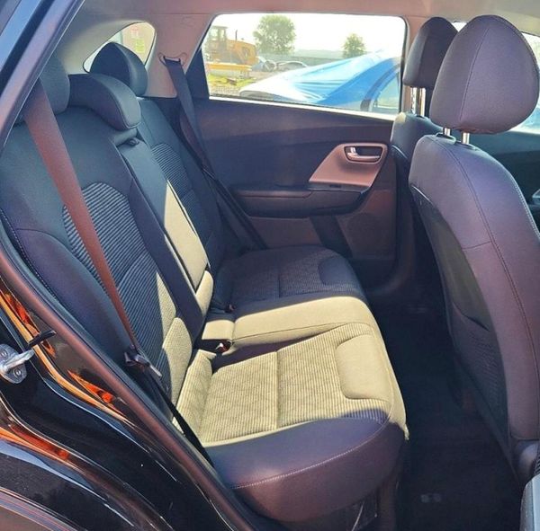2017 KIA NIRO FE / LX / LX Tech